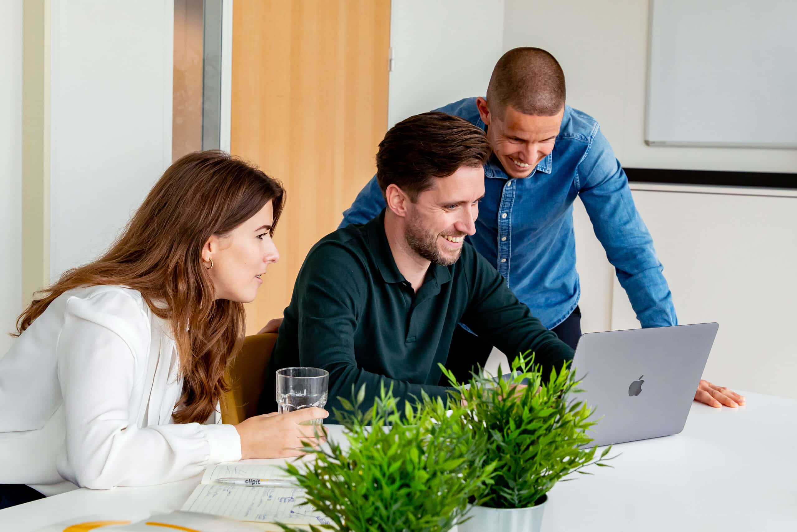 Sentiment, bereik en PR-waarde berekenen met Clipit